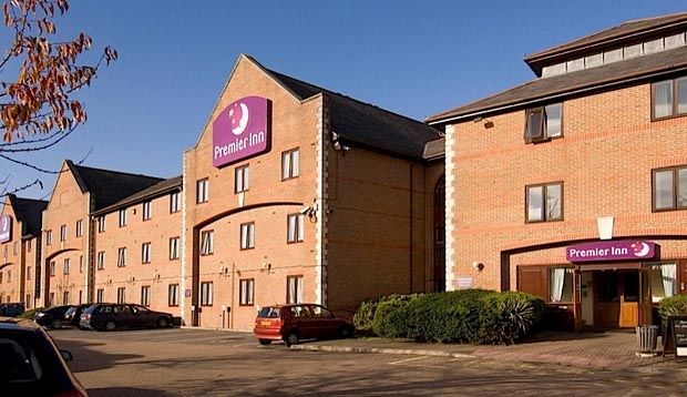 Premier Inn Guildford North - A3 Kültér fotó